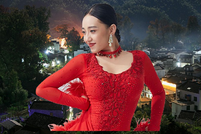 苏曼s赶忙说道：我就是个开车的，怎么，现在开车也违法么