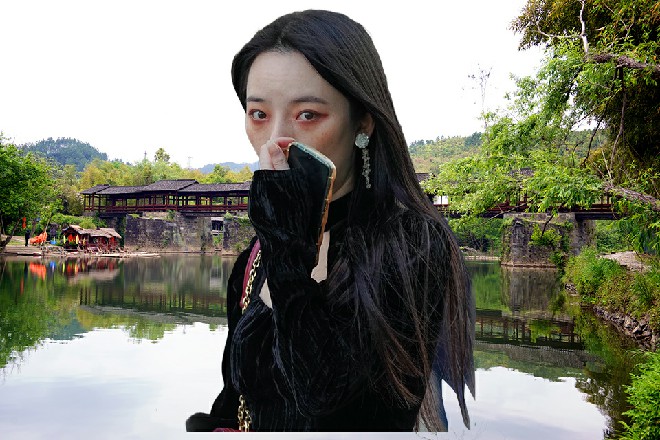 真奇怪，莫非傲天故意把自己引入到了一个错误的地方