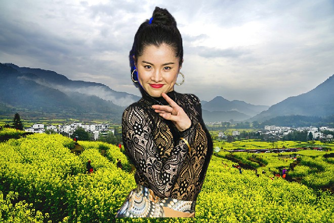 而就在这时候，一直坐在旁边不吭声的娜塔莎，忽然说了句