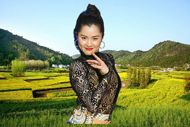 李水水的嘴角抽搐了一下，尼玛，没听过你说什么如雷贯耳