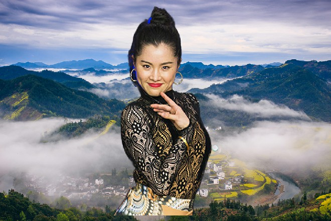 这赤刀邪神的刀法迅如闪电，充分发挥着火云刀的特点