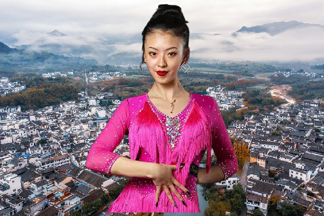 如果自己正面碰上那团金光，恐怕身体已经被烧成了焦炭了