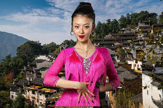 这就是他最近一直在练习的拔刀术，有点练的如火纯情了