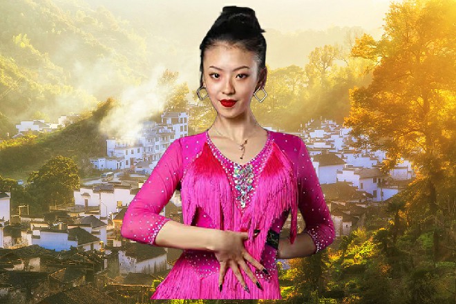 诺曦S的双眼微微泛出了红色，我才没有你这样的妹妹