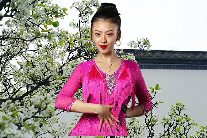 是的，她在跟我炫耀你们两个人的关系，这就是女人
