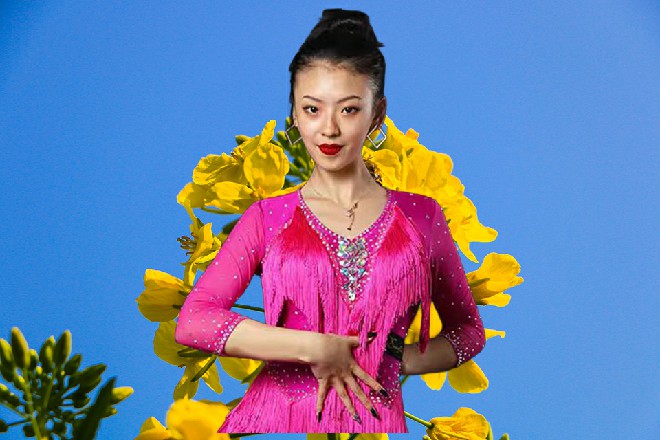 王玥说道：这一次去乌镇要好几天，带点换洗用的衣服