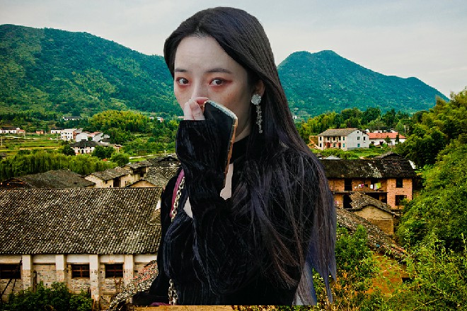 加上他天赋极高，学武极快，很快就成了一身出色的武学