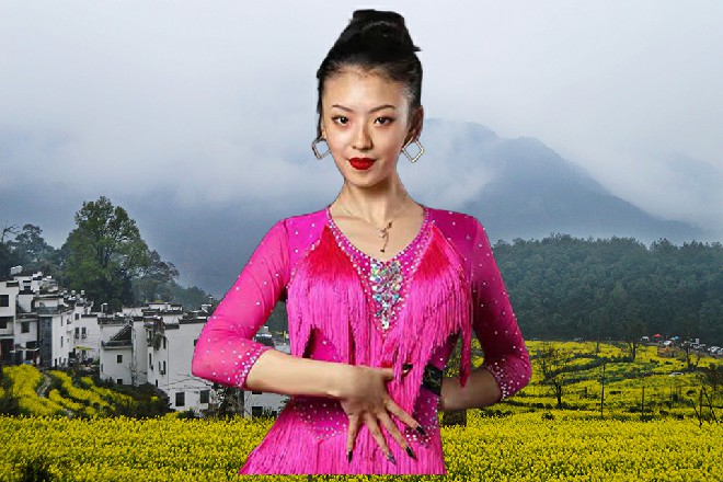 红色妖姬没好气地说道：我刚大发慈悲救了你一命，你就要我死