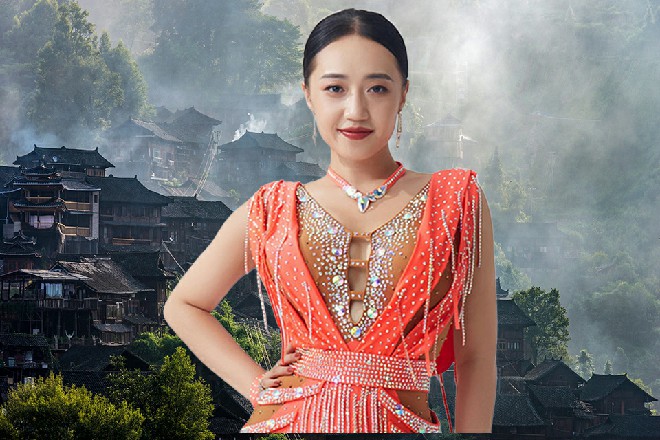 奥米伽三世的目光落在了诺曦S的身上，我等你很久了