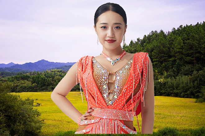 说着，若依举起拳头来，星月族的战士们，你们怕他吗