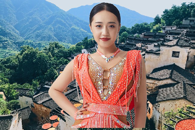 自己也差点死在他手里，现在手上的伤还在隐隐作痛呢