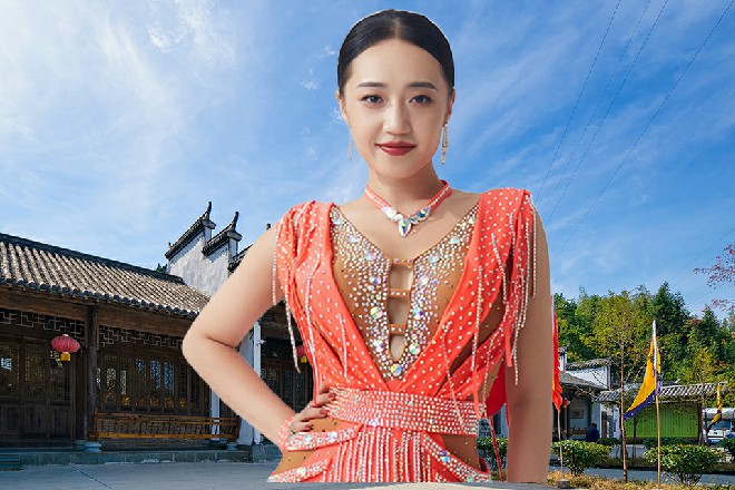 紫罗兰倒是美啥事，正在一点点蚕食黑虎堂的残余势力