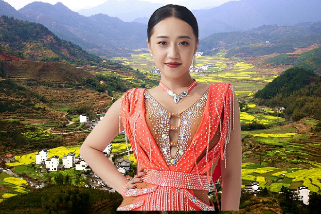 邓主席不满地说道：杨队长，你也该给我们一个交代了吧