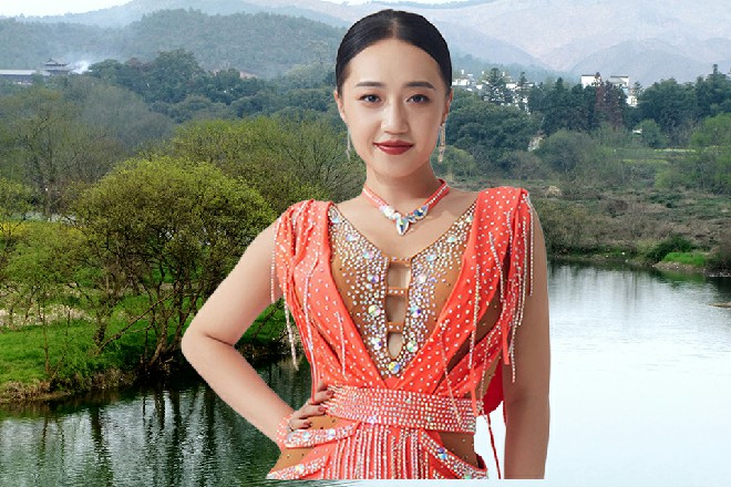 小公子说道：既然如此，那本公子也得拿出全部实力来了