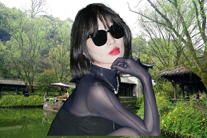这时候，地下世界抖的更厉害了，安妮脸色变了，娇斥一声