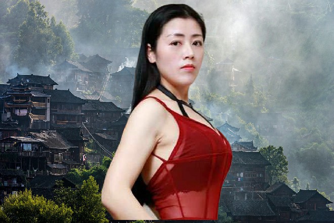 两个人的身体直接破开地面，砸在了地下室的地面上