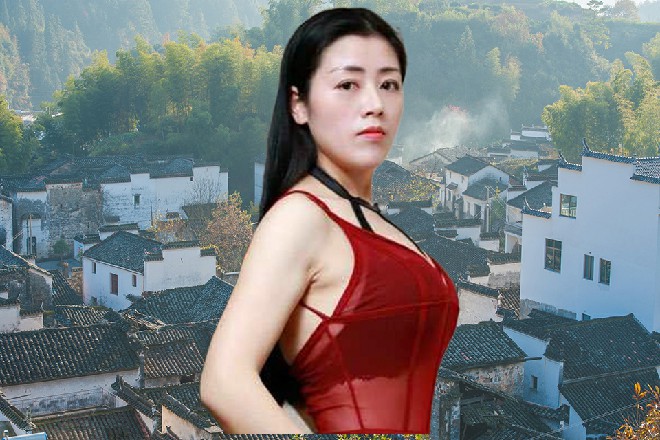 司令黄色的眼睛里写满了惊愕，你怎么能无视我的邪神之眼