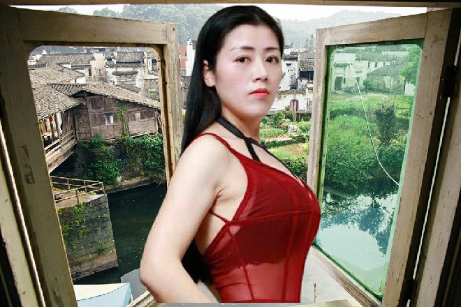 冯援朝大笑几声，跟着苏曼s道了个别，然后慢悠悠地开走了