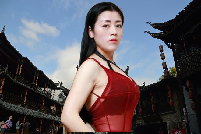 章文瑞皱着眉头说道：如果是寻常人，我们还会跟着他么