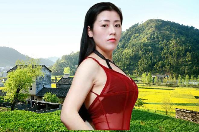 众人议论纷纷，这伊轩简直就是一匹横空杀出来的黑马
