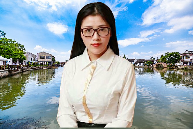 诺曦S迈动脚步，慢慢走出丛林，站在了一个山崖之前