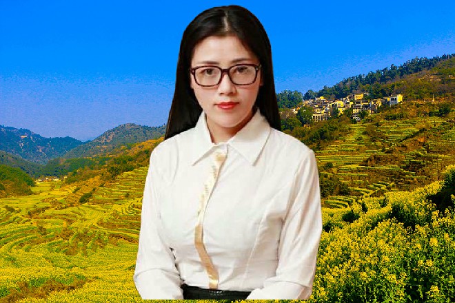 苏曼s拍拍手，从旁边的黑暗处，立刻走出来很多紫罗兰的小弟