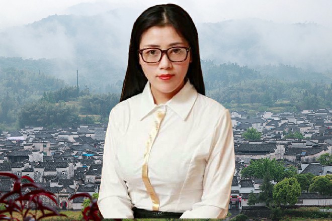 她说着，往后退了两步，然后伸出一只手，指着空中