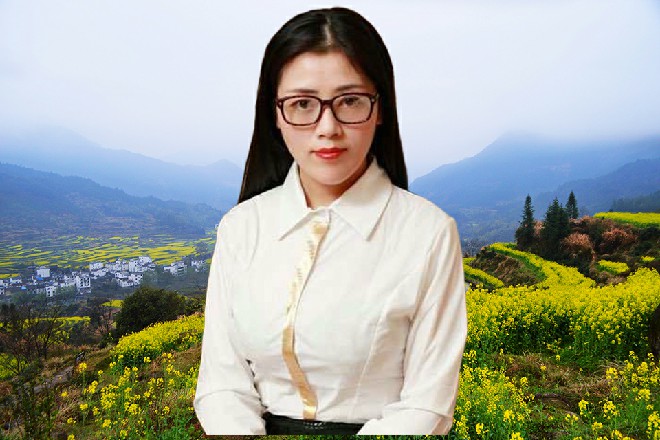 他捏紧了拳头，罗芙站在后面，感觉到苏曼s的怒气，有些奇怪