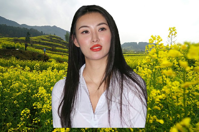 凯尔根本想象不到发生了什么事，他必杀的一剑竟然被弹开