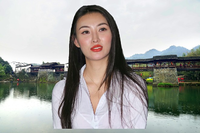 苏曼s毫不客气地讥讽道：你充其量，只不过是一个怪物罢了
