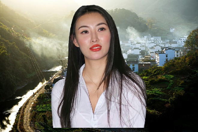 说着，他把巨炮的炮口对准了旁边，然后发动了炮火