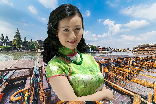 奇美拉点了点头，嘴角浮现起笑容，这就是你强大的秘密么