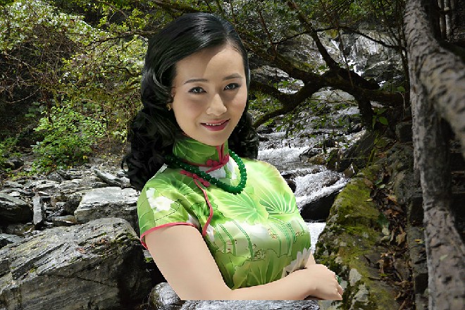 自己还是不要招惹这个女人才好，腹黑起来太可怕了