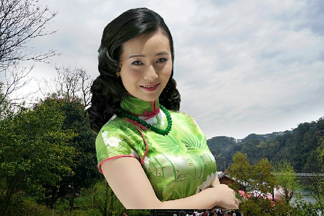 旁边的安妮不为所动，好像夜雨楼的事情跟她完全无关一样