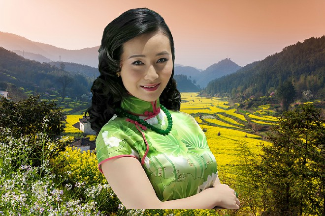 五岳剑派的人惊得说不出话来，而日月教这边却在拼命叫好