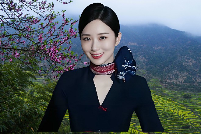 说完，这美少女直接走了过来，看到了坐在车里的伊轩
