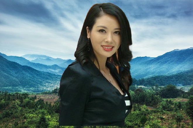 说着，他把巨炮的炮口对准了旁边，然后发动了炮火