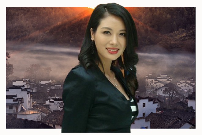 白色的月轮把天道的面具踢碎了，露出一张模糊不清的脸来