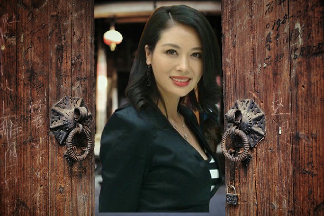小鹤啊，你那点小事过后再JB说，咱们现在有大事要办呢