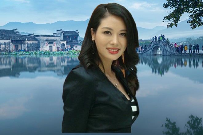他脚下开始轻轻左右跳，若依看的明白，这是拳击的步伐