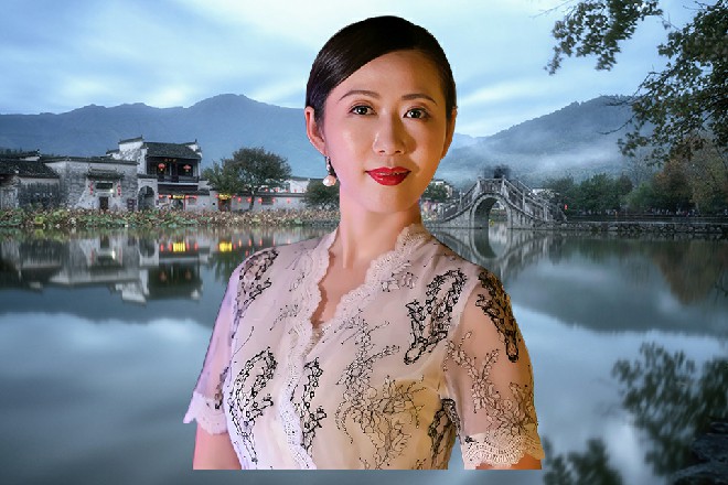 不是说，她应该在九龙岛那边失踪了么，为何又会出现的