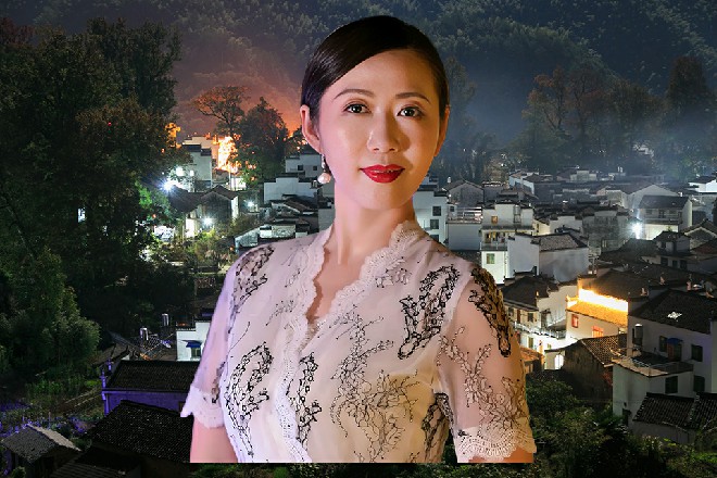 她是我老婆，自然要跟在我的身边，就不劳烦你费心了