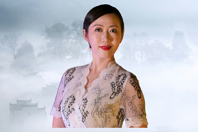 苏曼s摸着下巴，长得有点老，我还因为是练功走火入魔的事