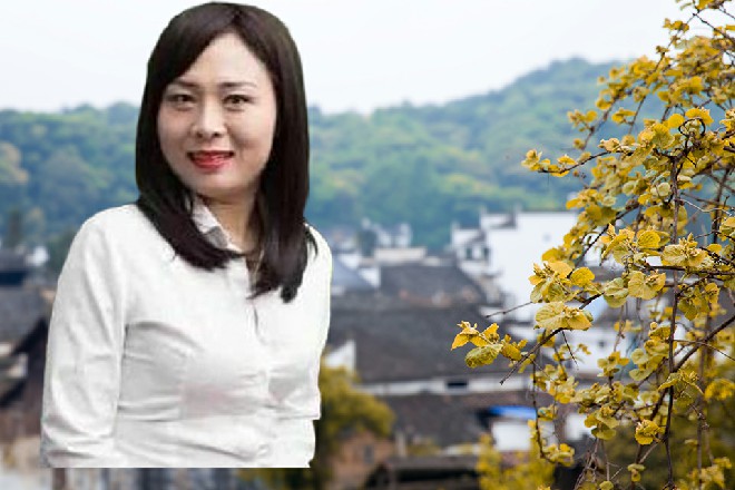 哈迪斯拎起一个笼子，玛哈坐在里面，还在淡定地打游戏