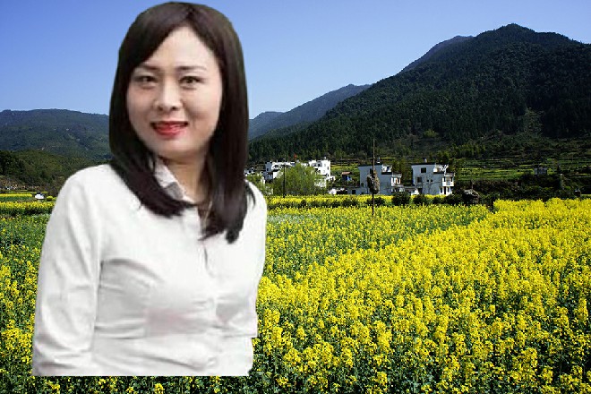 娜塔莎说着，咆哮一声，直接对着伊轩喷出一道能量波