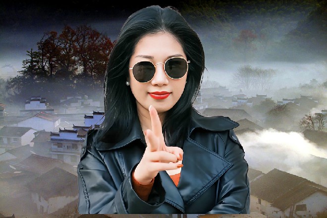苏曼s直接抓住前面这个保镖的头，然后额头狠狠撞在他的脸上