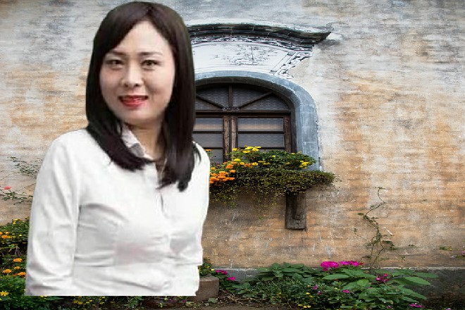 兰胜男点点头，一挥手，峨眉的女弟子立刻扳动机关
