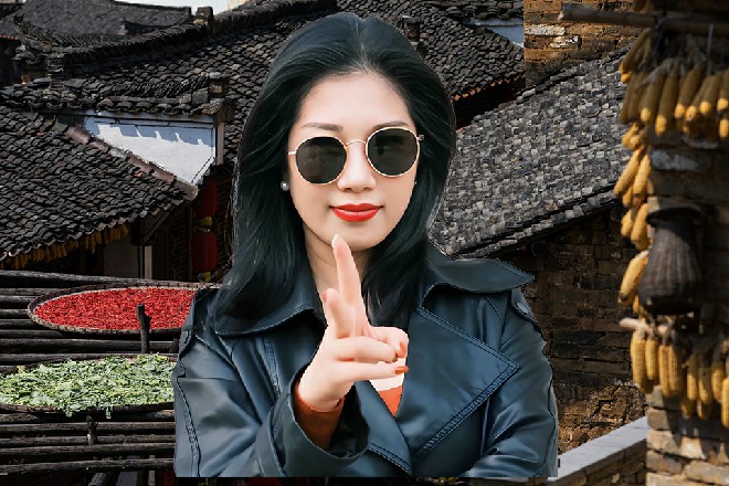 贞德整个人跟触电一样，颤抖起来，完全不能控制自己了