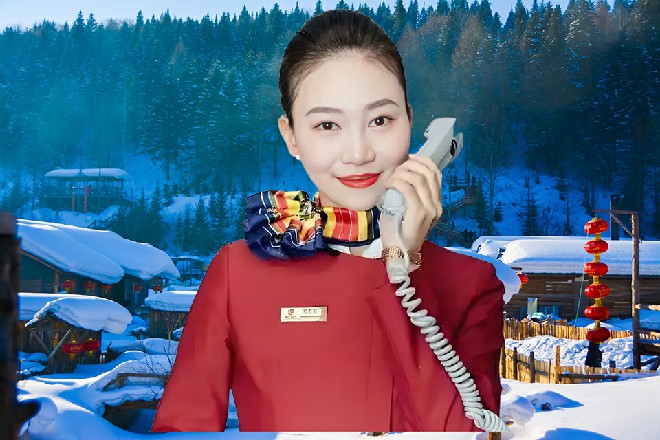 红色妖姬抖开衣服，一大把银针又劈头盖脸地向着唐燕飞了回去