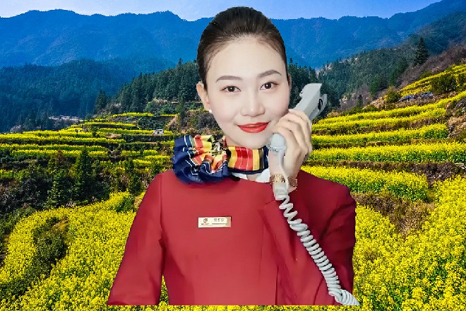 长矛直接射穿了三个轩辕战士的身体，把他们穿在了一起
